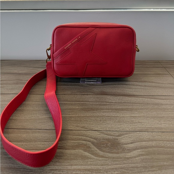 Golden Goose Women’s Star Bag in bright red leather - Picture 4 of 14